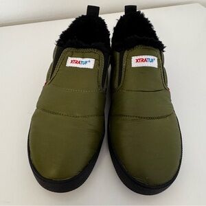 XtraTuf Olive Green Slip-On Shoes size 41 unisex black shepa inside.